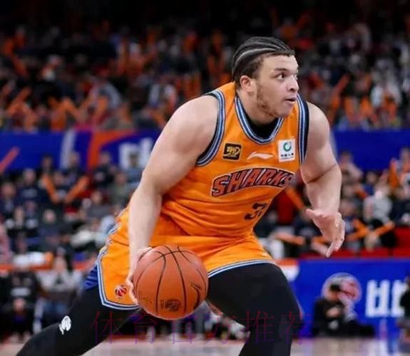 【集锦】快攻自抛自投！洛夫顿29分15篮板4助攻2抢断 | 上海96-81山西